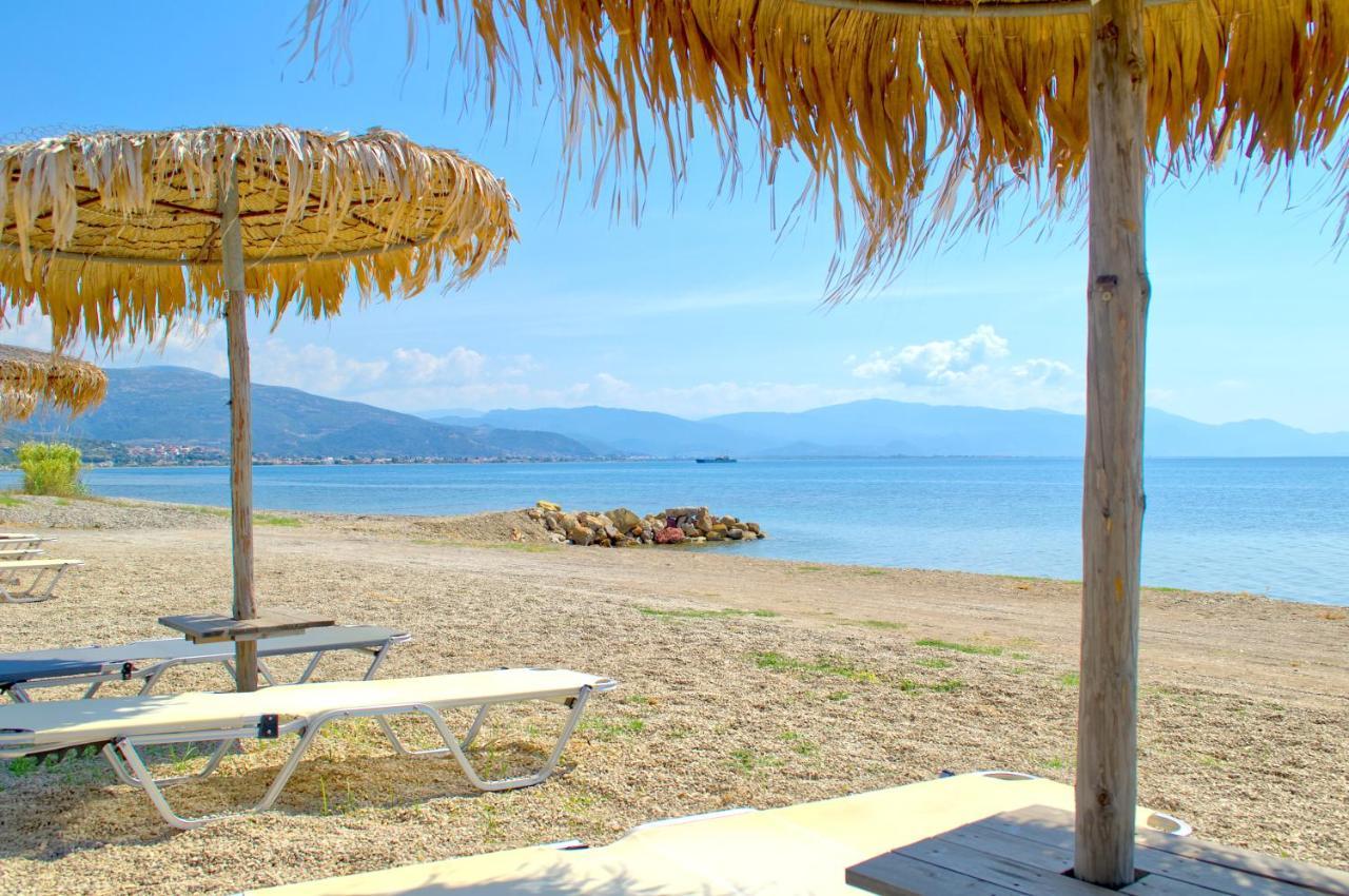 Epipleon Luxury Suites -102- Δωμάτιο 45Τμ Με Βεράντα 35Τμ Μπροστά Στη Θάλασσα Nafpaktos Exteriér fotografie